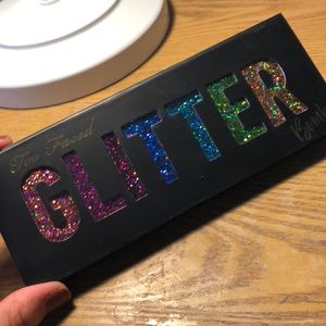 Too Faced Glitter Bomb Palette